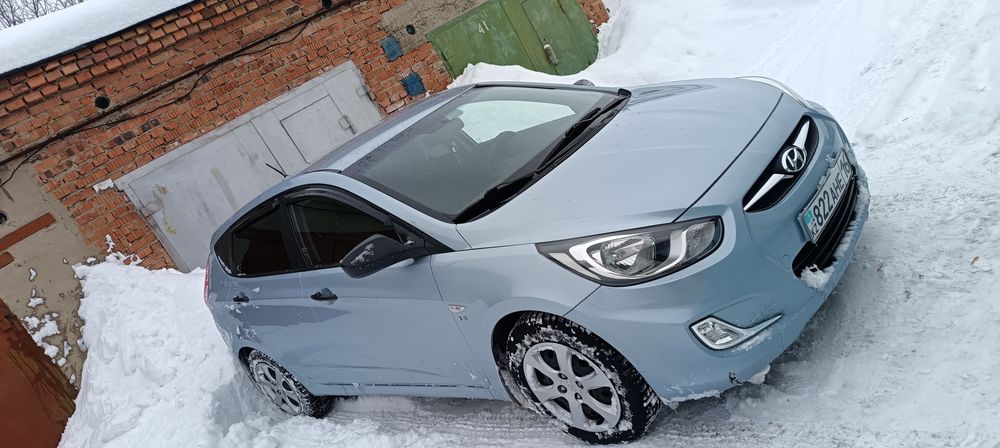 Продам hyundai accent 2012