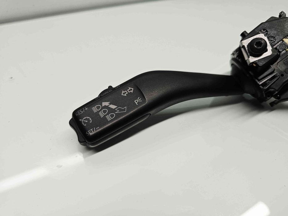 Maneta semnalizare Volkswagen Touran (1T1, 1T2) [Fabr 2003-2010] 1K09