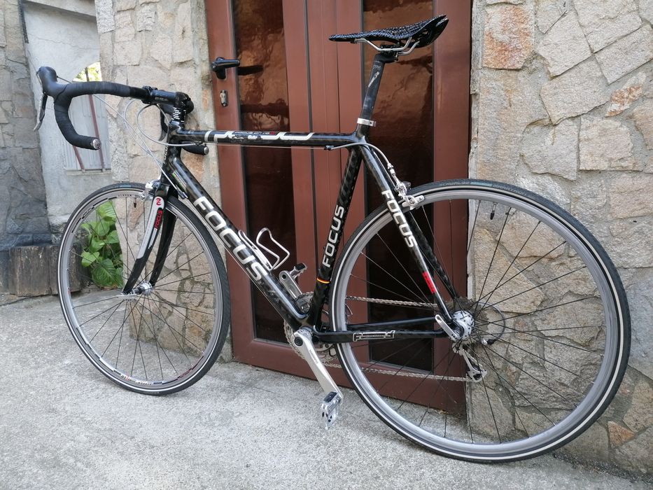 Шосеен FOCUS Carbon, Shimano Ultegra 2 * 10