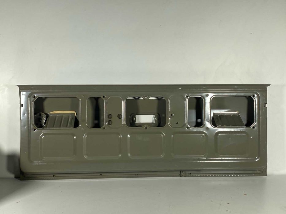 Задна врата кош задна врата багажник капак багажник Toyota Hilux (09-15)г.