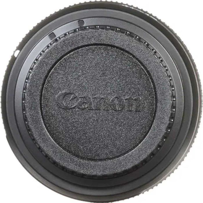 Canon EF-S 18-135mm f/3.5-5.6 IS Nano USM-model vechi