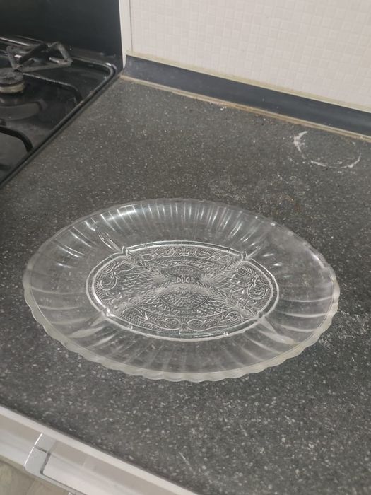 Тарелки, разные,600