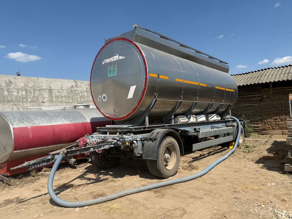Cisterna/remorca inox izolata pentru transport UAN/apa in agricultura