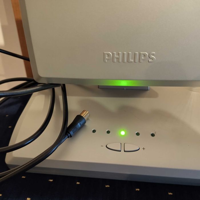 Антена "PHILIPS SDV4240+Адаптер" "5€" "Всички Програми"!+Доставка!