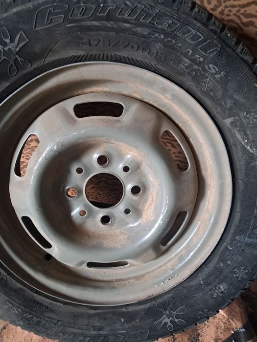 Продам резину на13