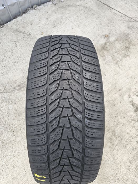 De vanzare anvelope 224 45 r19 m+s iarna