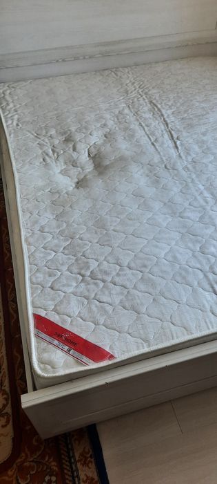 Отдам даром матрас