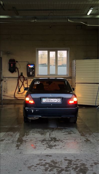 Мерседес W 202  обьем 2