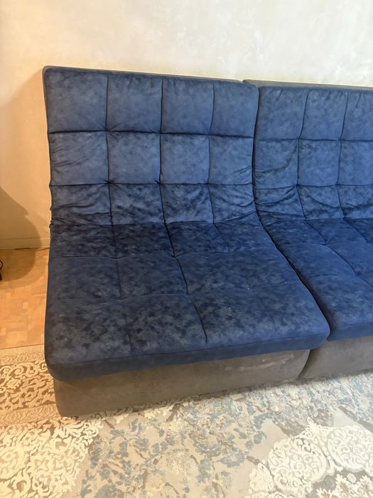 Продам диван в отличном состояний