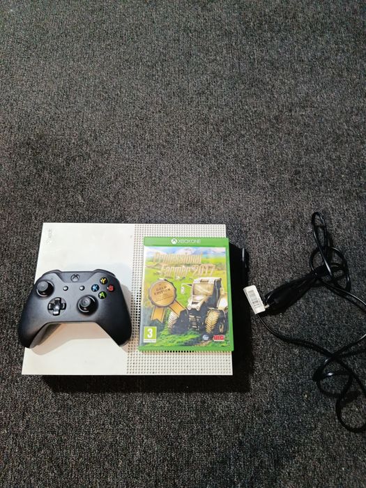 Ps 4 maneta , Xbox oan s manete si josticuri