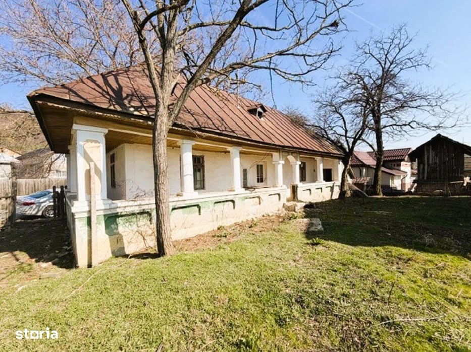 Casa noua 2024 P+M +casa existenta pe 1490 mp teren toate utilitatile