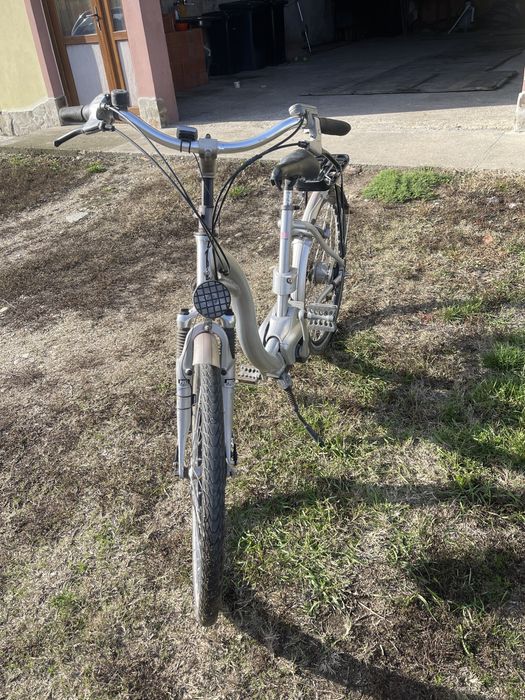 Vând bicicleta electrica