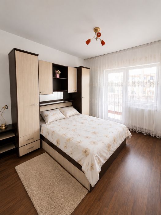 Inchiriez apartament 3 camere ultracentral