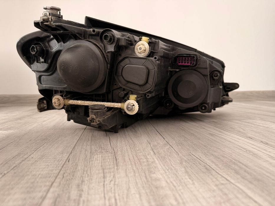 Faruri HELLA 5G1 941 005 D Volkswagen Golf 7 2019