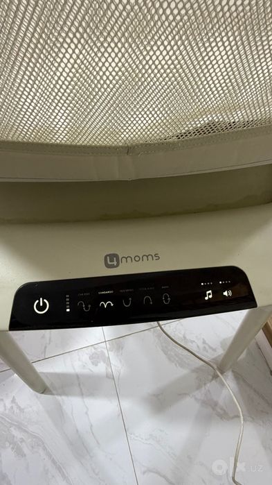 Автолюлька фирмы 4moms