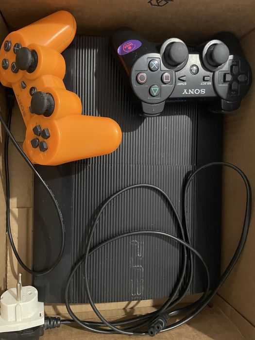Playstation 3 + 5игри