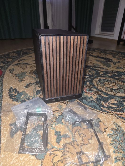 Carcasa Lian Li DAN Cases A3-mATX Wood Mesh Edition Black