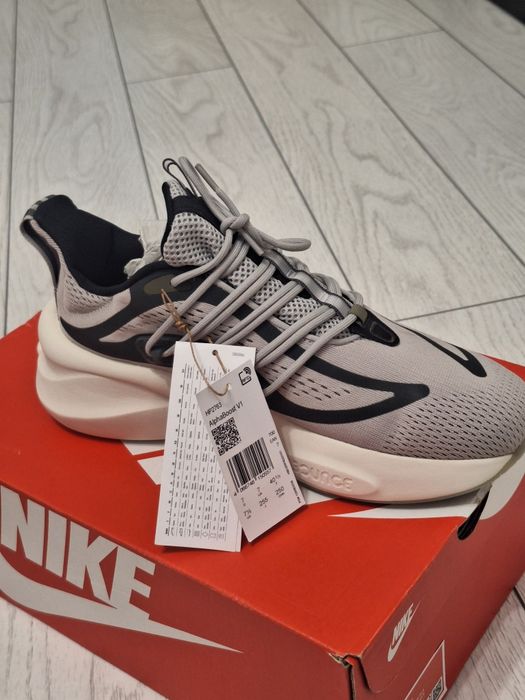Sneakers AlphaBoost V1