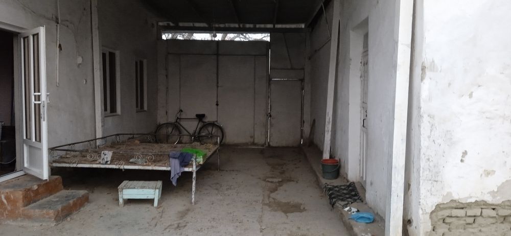 Ғиждувон шаҳар с.айний кўчаси 45-уй сотилади, мўлжал парк кўчаси