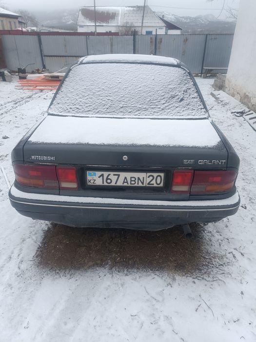 Митсубиси Галант