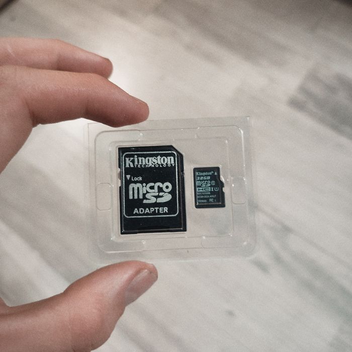 Памятник, память 32гб