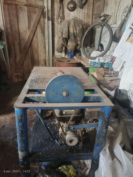 Продам дровокол в отличном состоянии