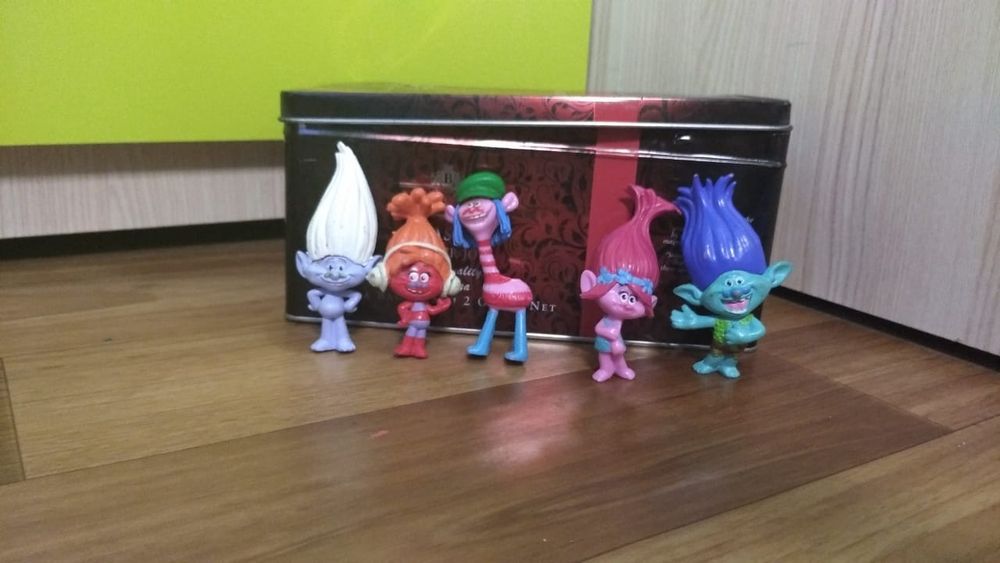 Продам игрушки в хорошем состоянии