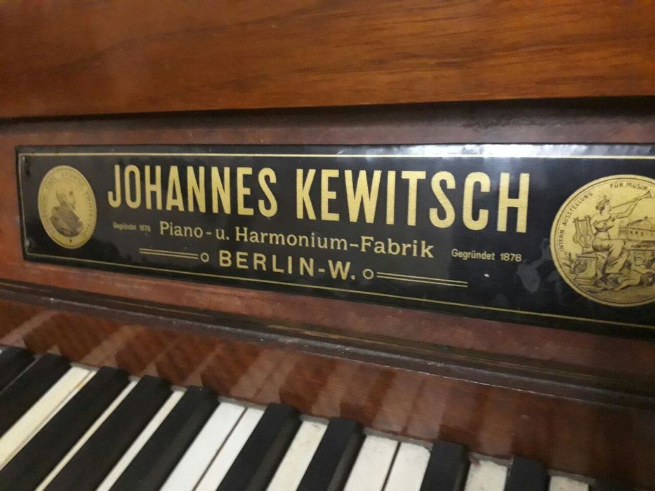 Антиквариат пианино