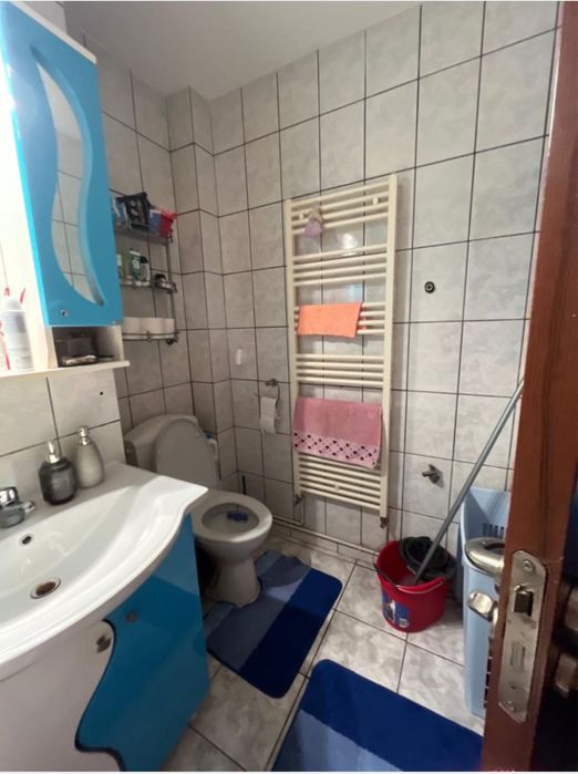 Vand apartament 3 camere
