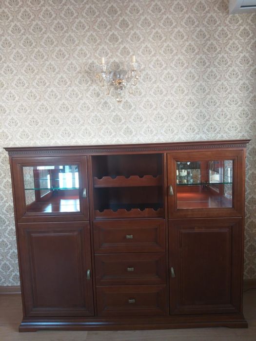 Продам гостиный барный комод