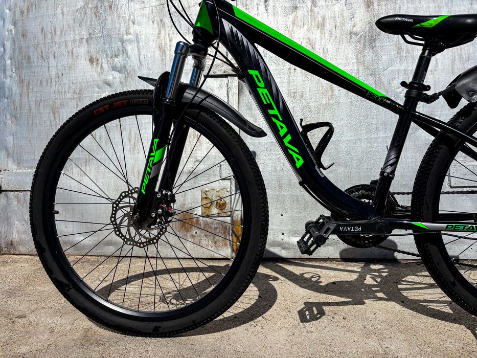 Велосипед подростковый или дамский