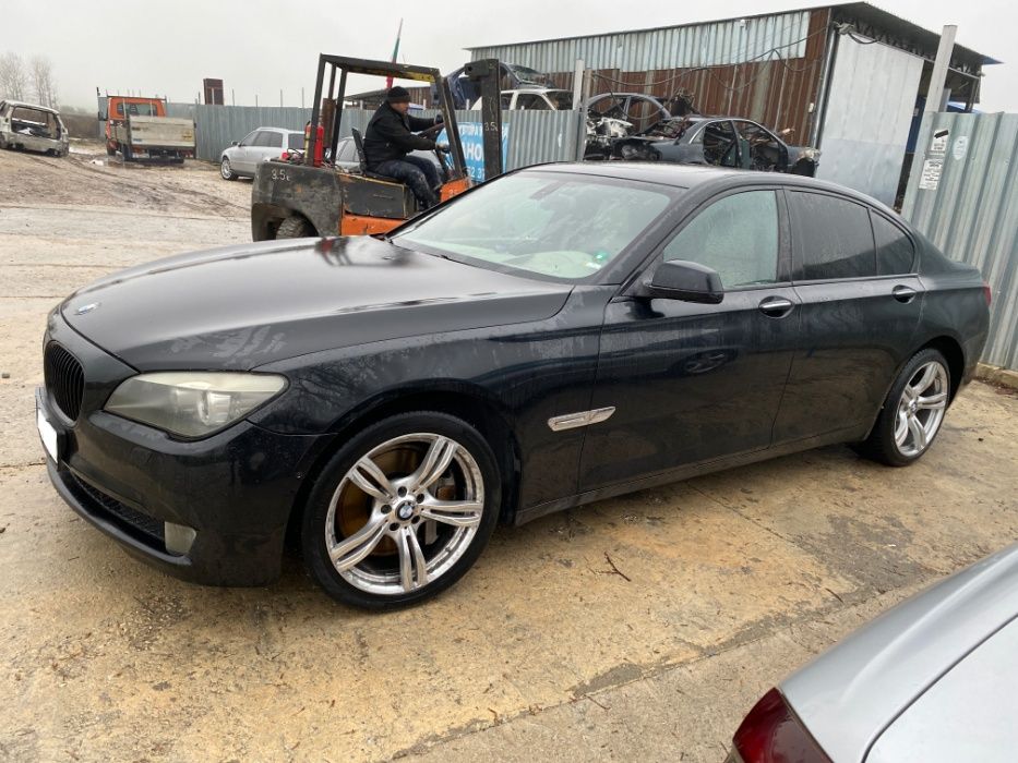 Продавам БМВ 750i Ф01 BMW 750i F01 на части