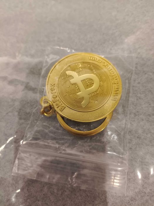 Лимитированный мерч от Binance