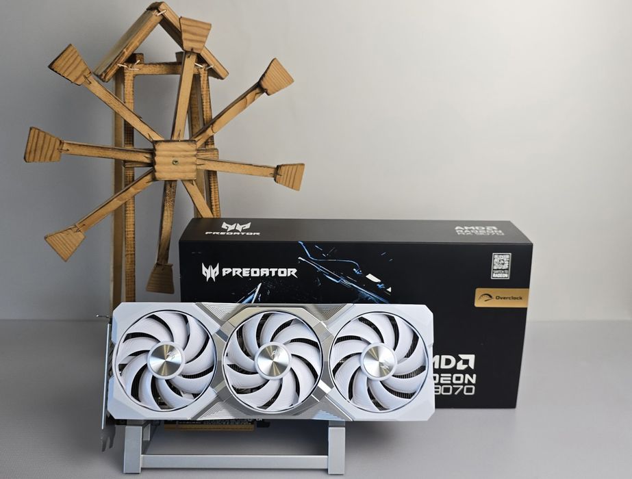 Видео карта Acer RX 9070 Predator Bifrost White, 16GB AMD Radeon