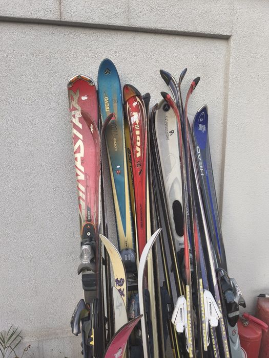 Vand Ski-uri TOATE / LOT
