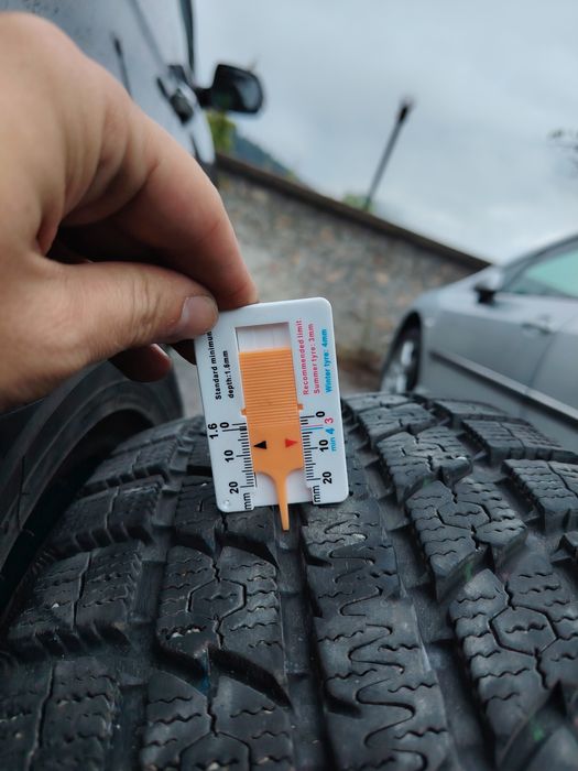 Гуми Toyo 235 55 19