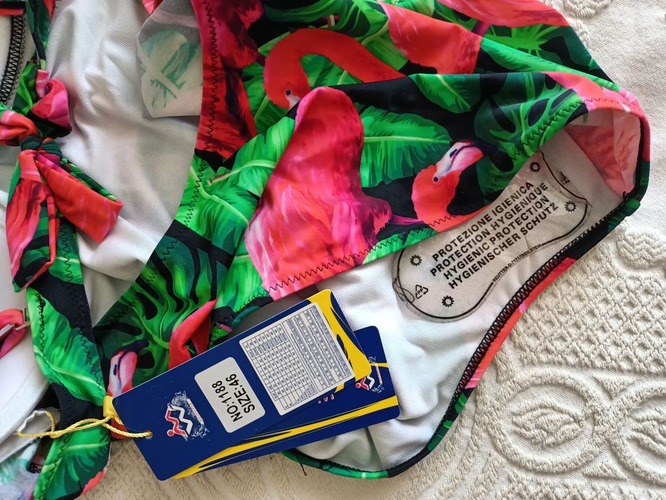 Продам шикарный купальник 46-48р.