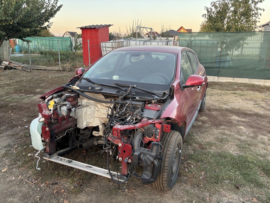 Dezmembre renault Megan 2011 1.4TCE