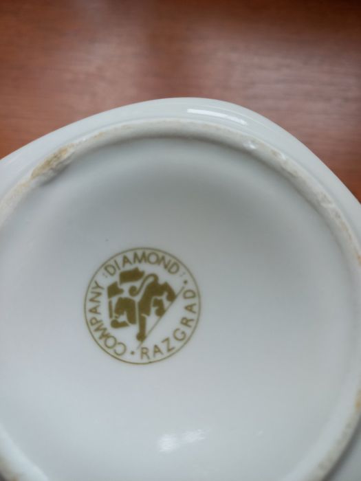 Порцеланови комлекти български