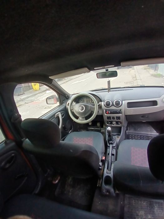 Vând Logan 1.4 benzina GPL funcționarilor anul2010