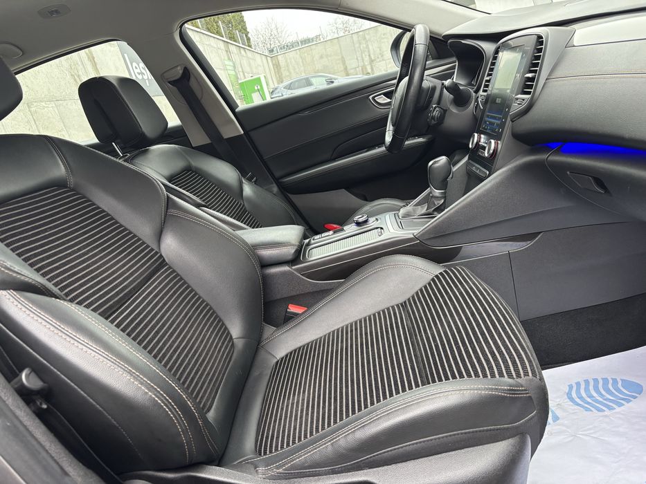 Talisman Sedan/Cutie Automata/Masaj in scaune/Ambientale/HeadUpDisplay