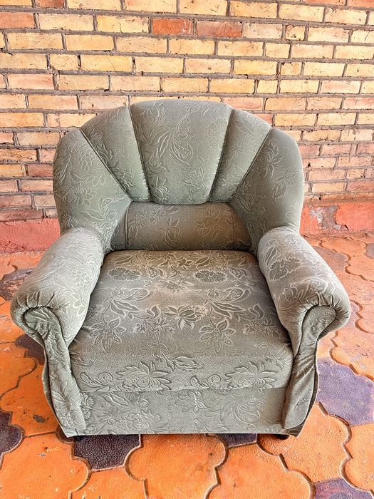 Диван с креслами