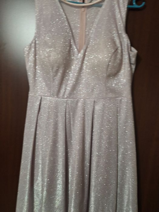 Рокля  нова размер 44