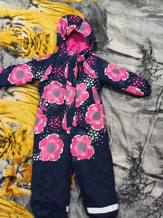 Продам комбинезон демисезонный