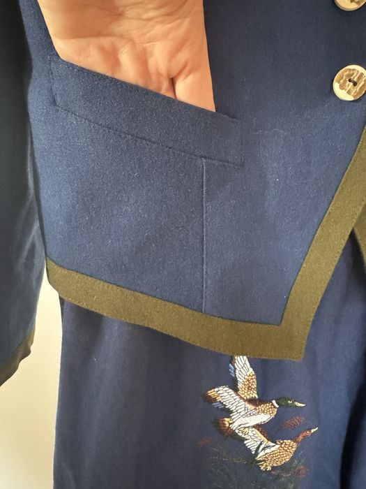 Costum nou lana Hammerschmid