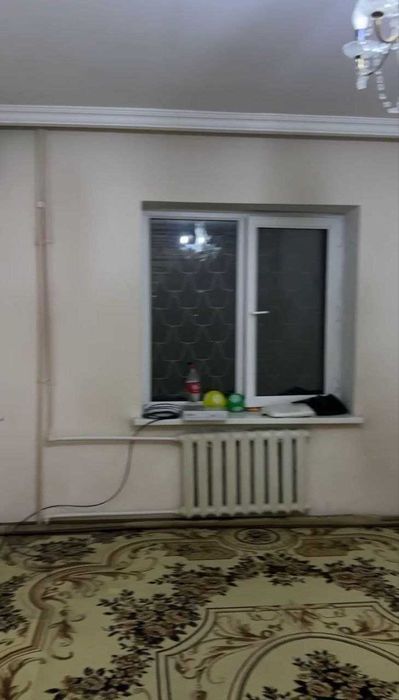 Гафур Гулям метроси енида 1 хоналик квартира сотилади