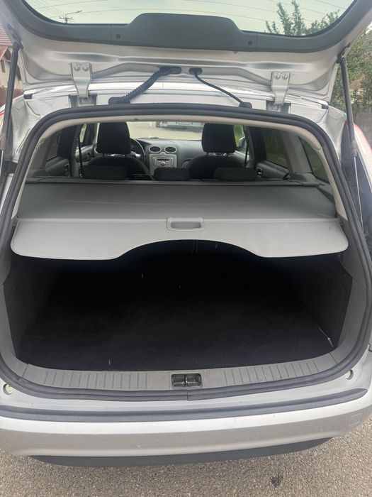 Ford Focus 1.6 benzin 2009