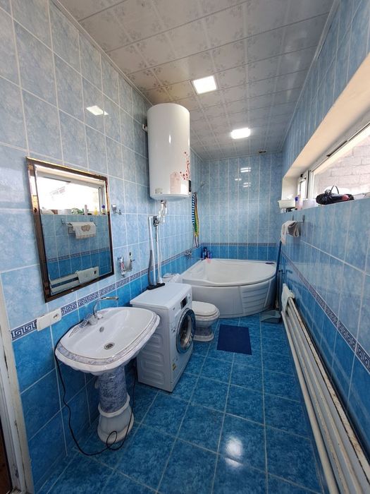 Уи сотилади  Uy sotiladi  ! Egasi o‘zi sotadi!
Toshkent viloyati, Qibr