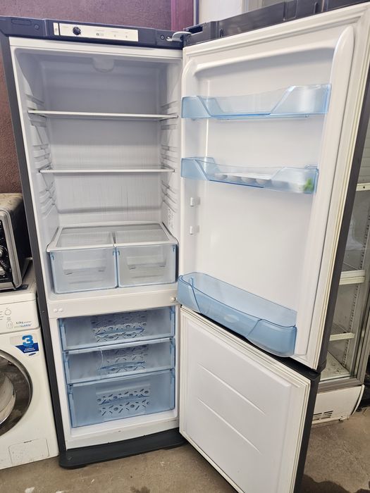 Холодильники Бирюса