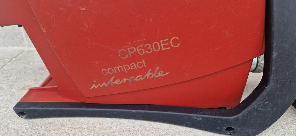 Pompa hidraulica compacta cu baterie